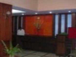 Saket Hotel Allāhābād Junction Buitenkant foto